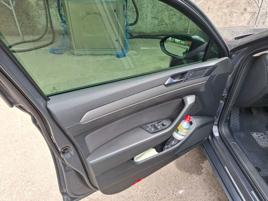 Volkswagen Passat 2015 B8 • 1.6TDI MT