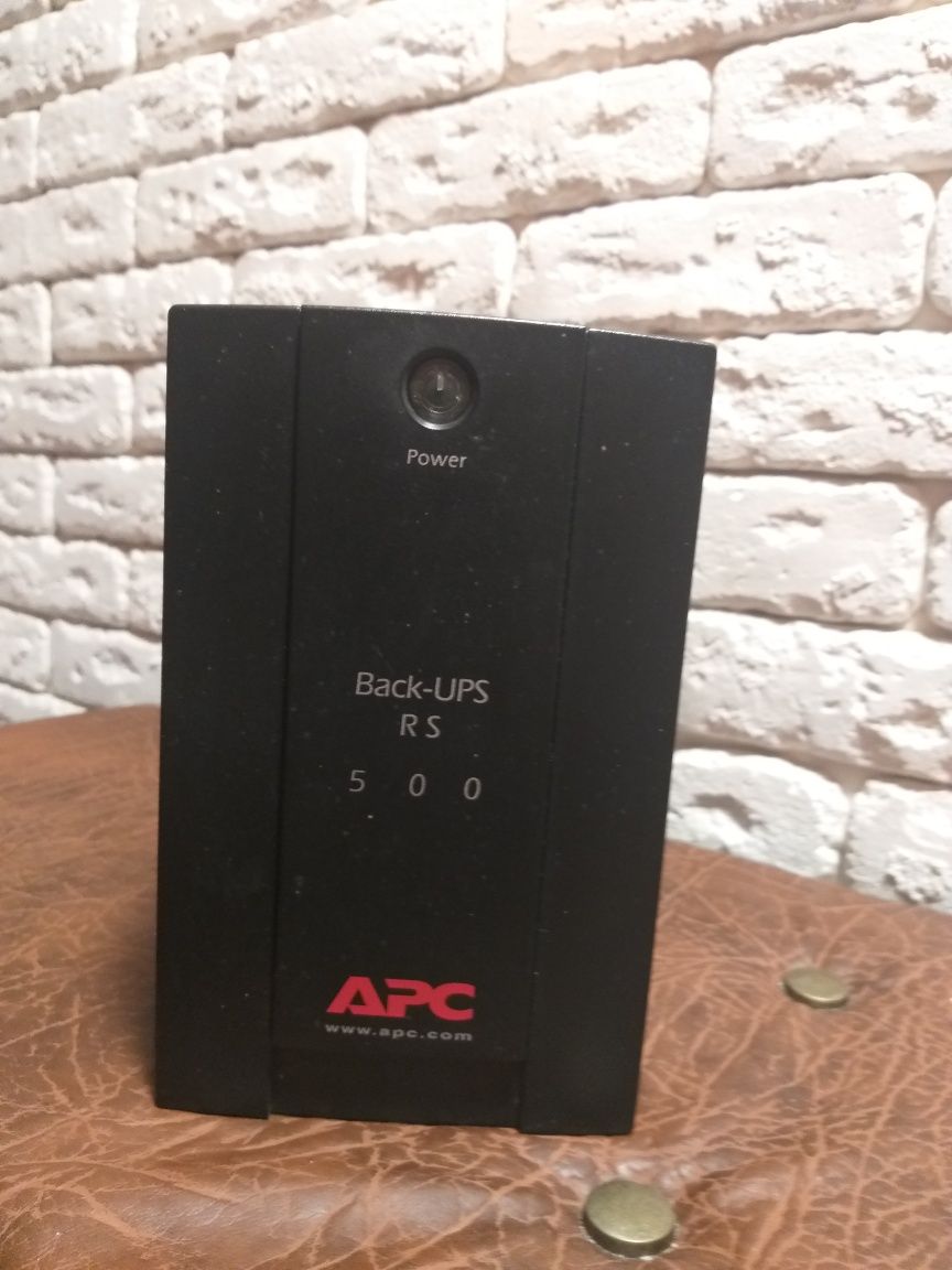Безперебійник APC Back-UP BR 500 (б/у) Резервне живлення
