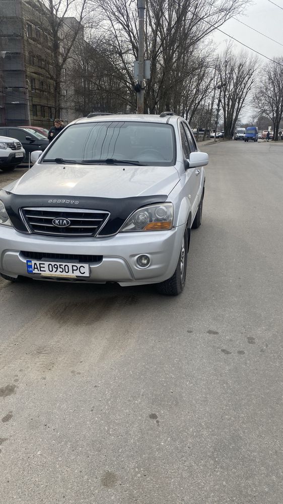 Продам авто Kia Sorento 1