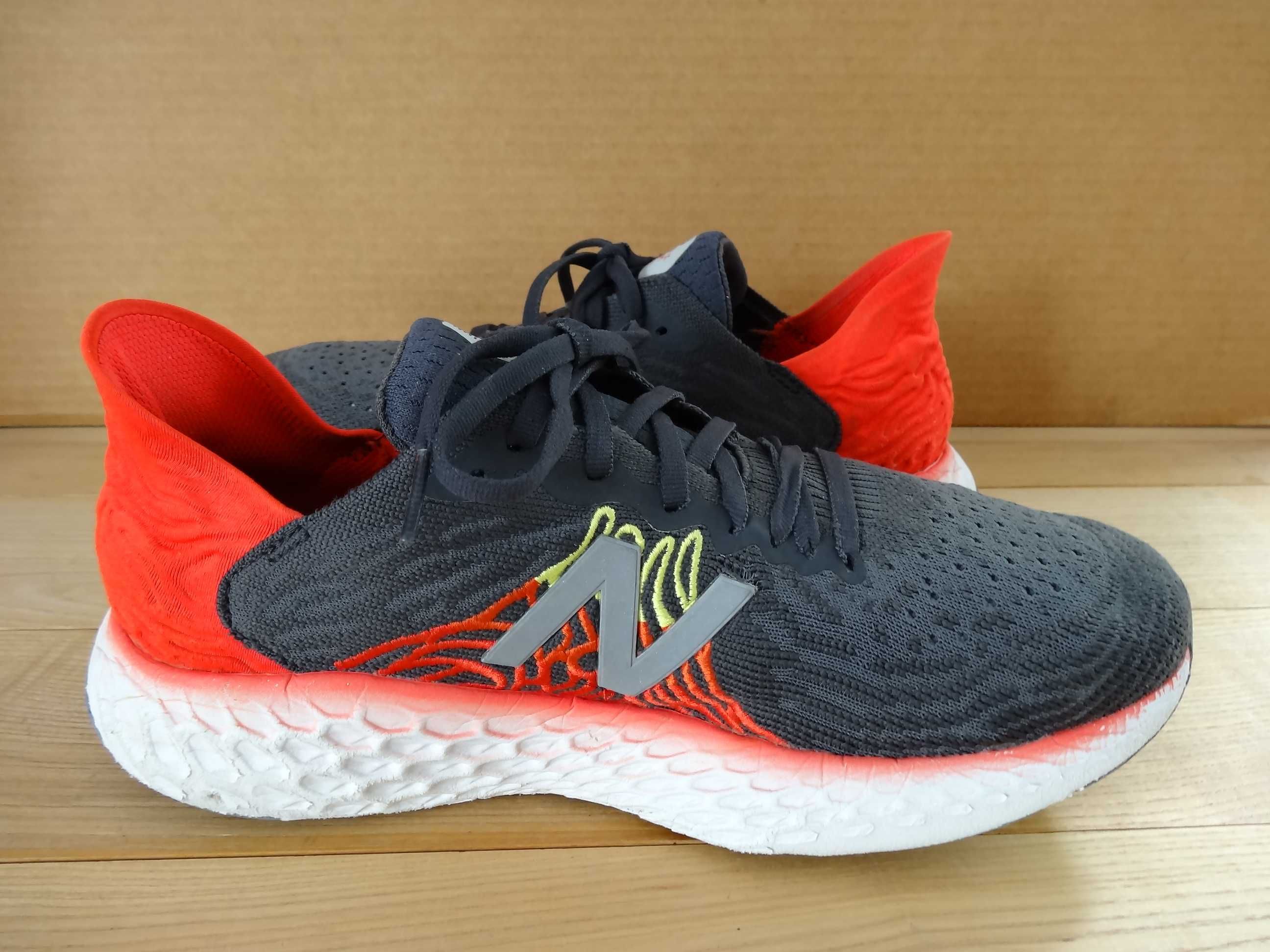Buty NEW BALANCE FRESH FOAM 1080v10 roz 42,5 Bieganie Sportowe