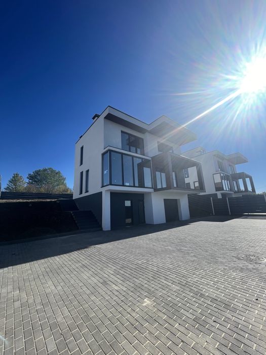 Дом Лесники