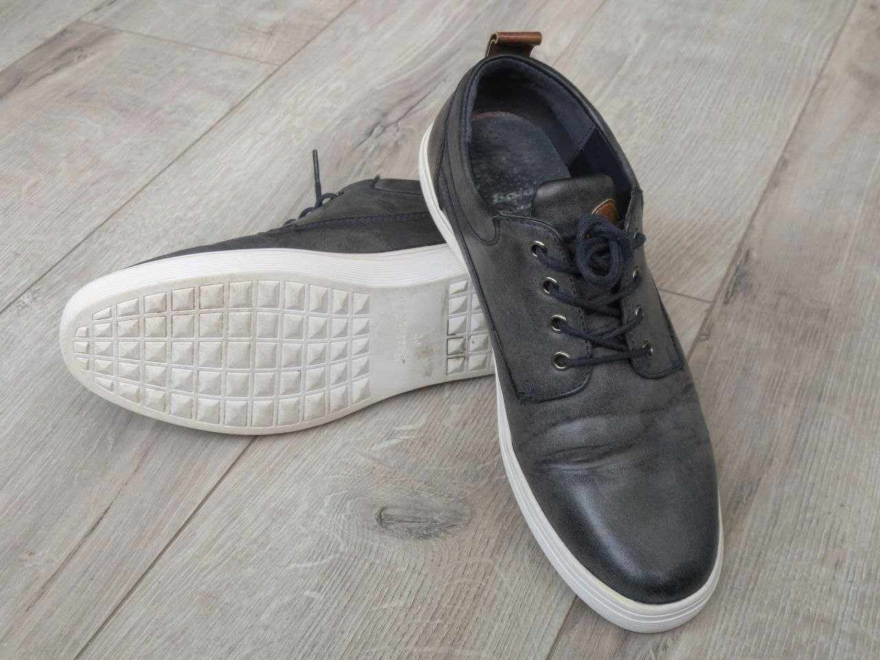 Чоботи мокасіниі чоловічі Bata р42