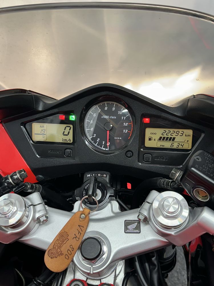Honda VFR 800A RC46 ABS CBS Dla wymagającego Kupującego