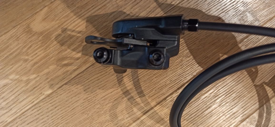 Hamulec hydrauliczny Tektro, przód + dodatkowy zacisk