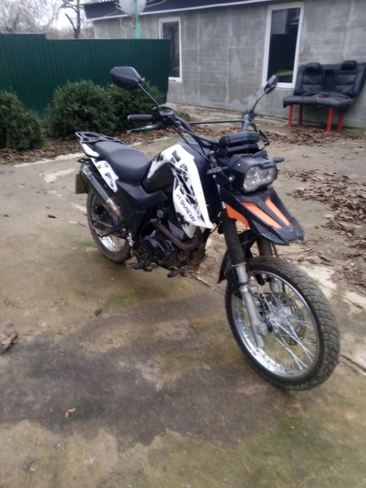 Шенерей X-TREil 200