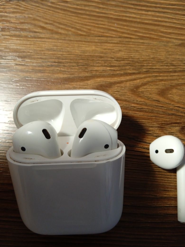 Навушники Apple 3 штуки