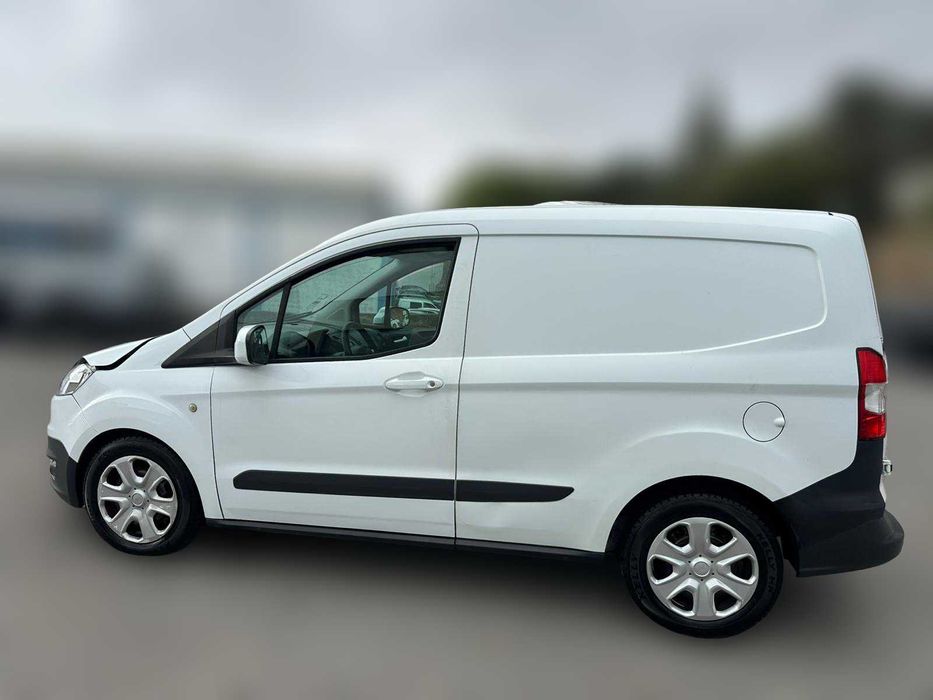 Ford Transit Courier Van 1.5 TDCi de 2017 Salvado