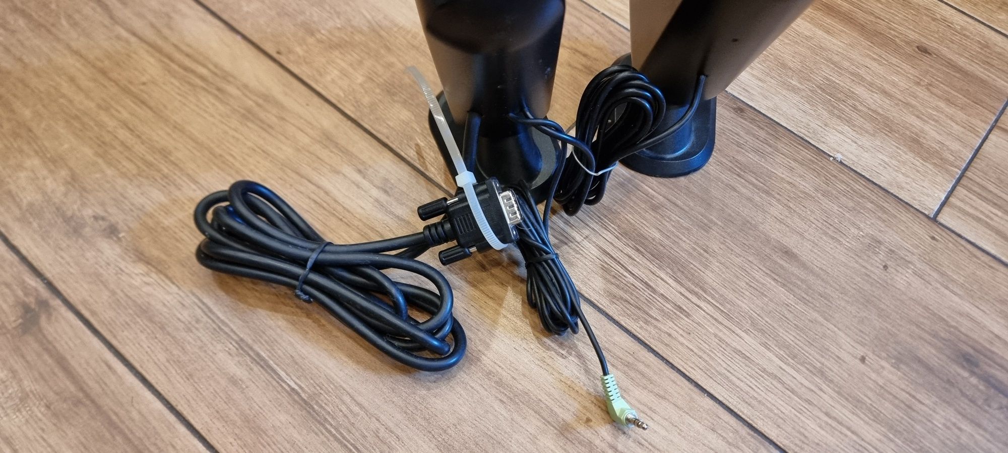 Zestaw 2  głosników subufer Logitech x 230