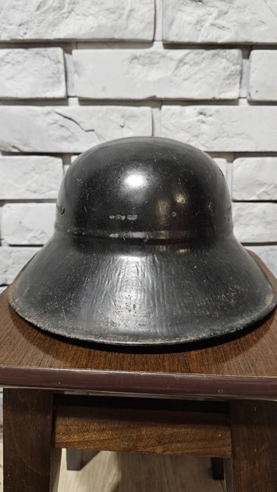 Hełm niemiecki luftschutzu wersja 1 częściowa