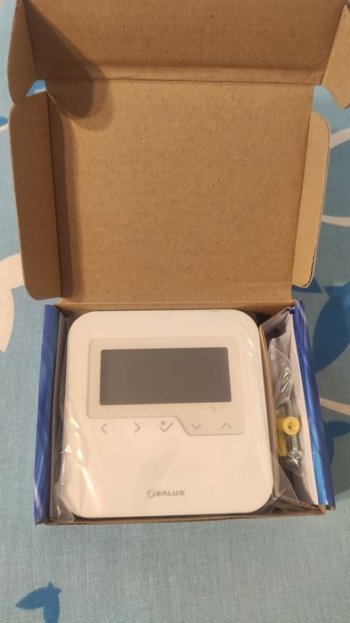 Regulator temperatury Salus Htrp24v(50) 24V program tyg natynk biały