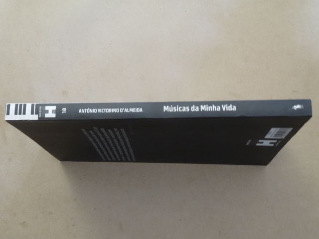 Músicas da Minha Vida de António Victorino D´Almeida