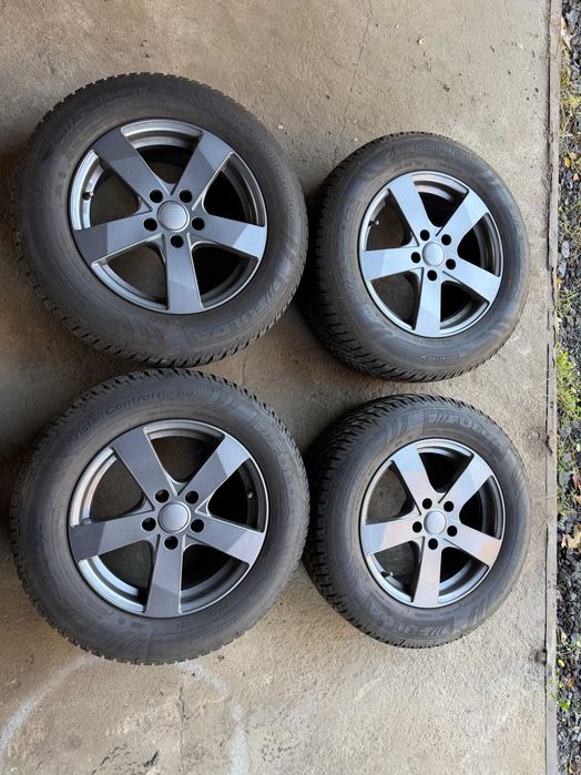 Koła Opony Alufelgi 215/65/r16 98H 5x112 Otwór 57.1 ET 40 Audi Skoda