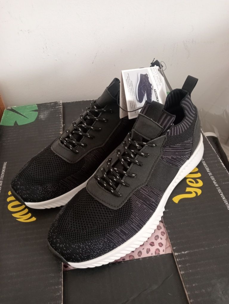 Adidasy buty męskie czarne nowe 44