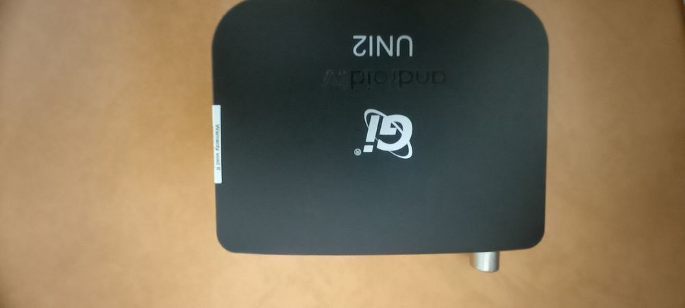 Тюнер Т2,  тв бокс GI Uni 2+