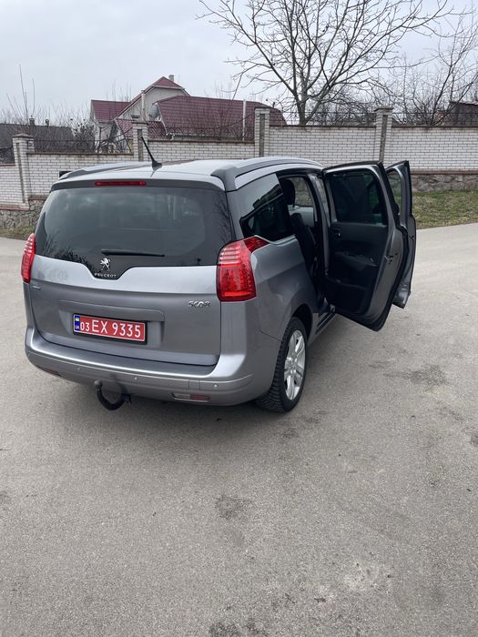 Peugeot 5008 пежо