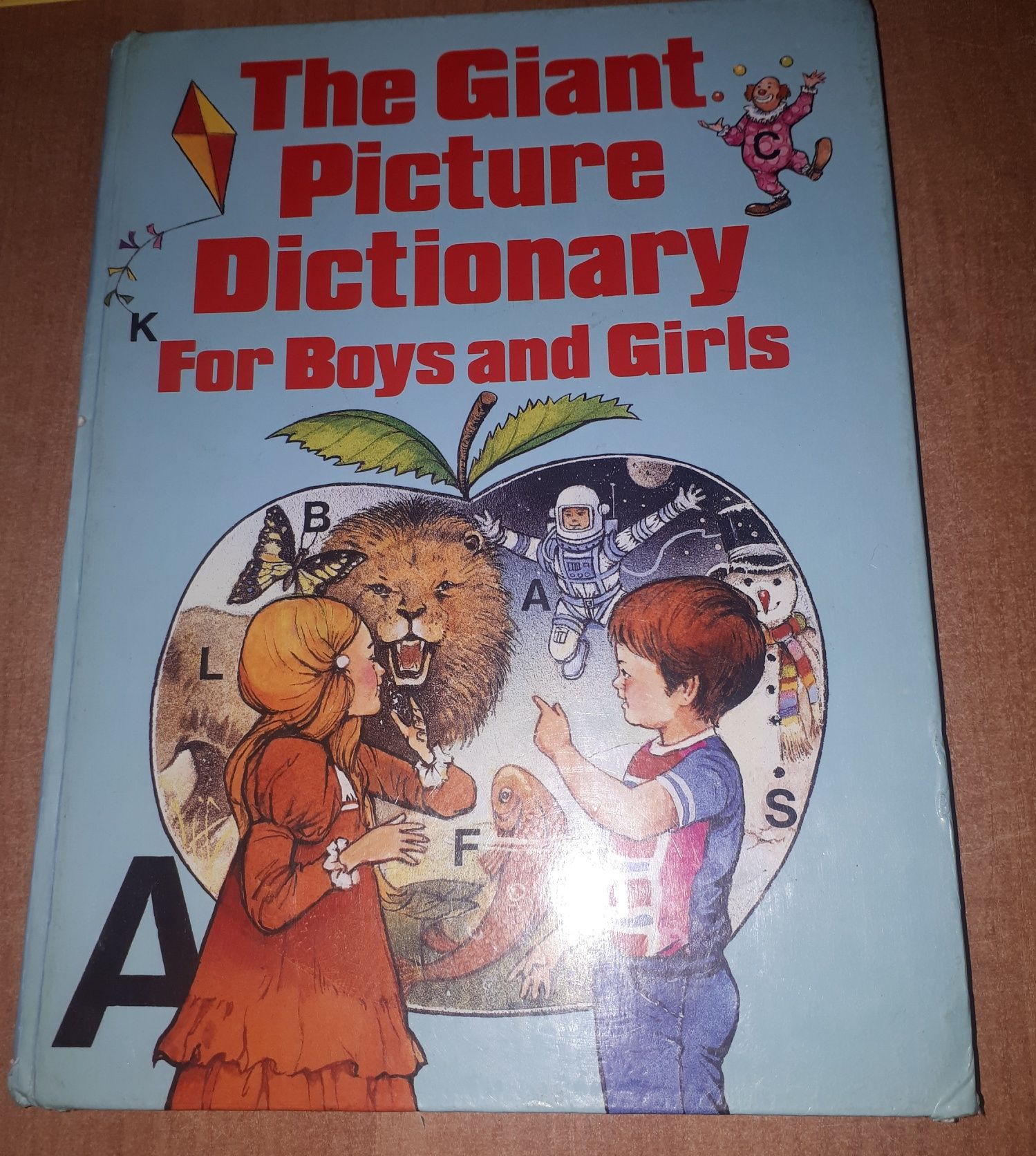 The giant Picture Dictionary