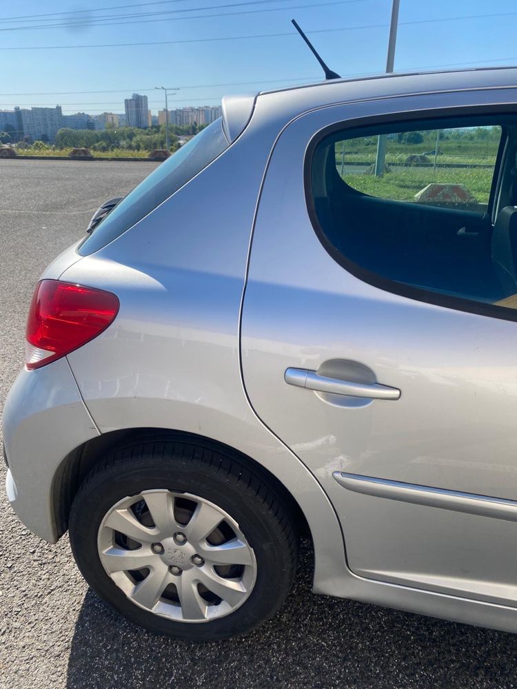 PEUGEOT 207 1.4 Tdi