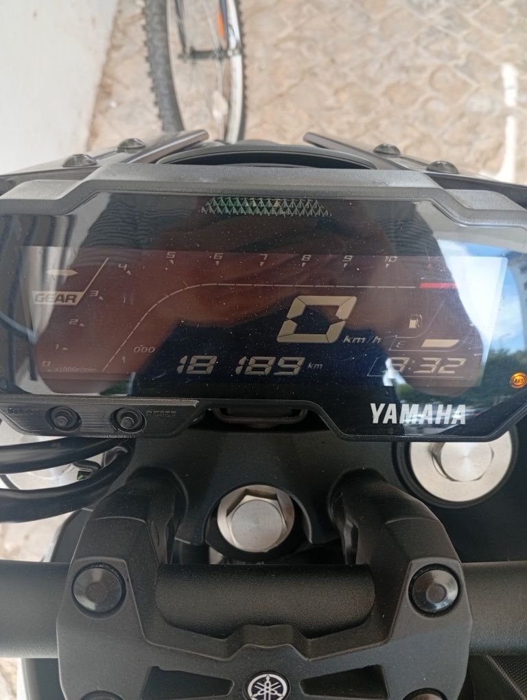 Mota Yamaha MT 125