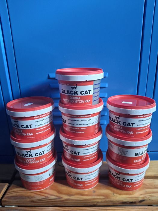 Pasta do rąk  Black Cat