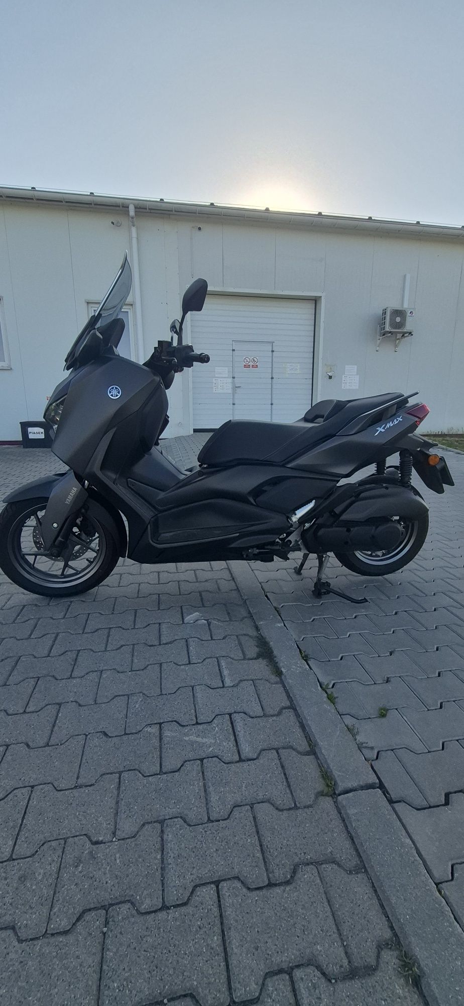Skuter Yamaha X-max 125 Jak Nowy