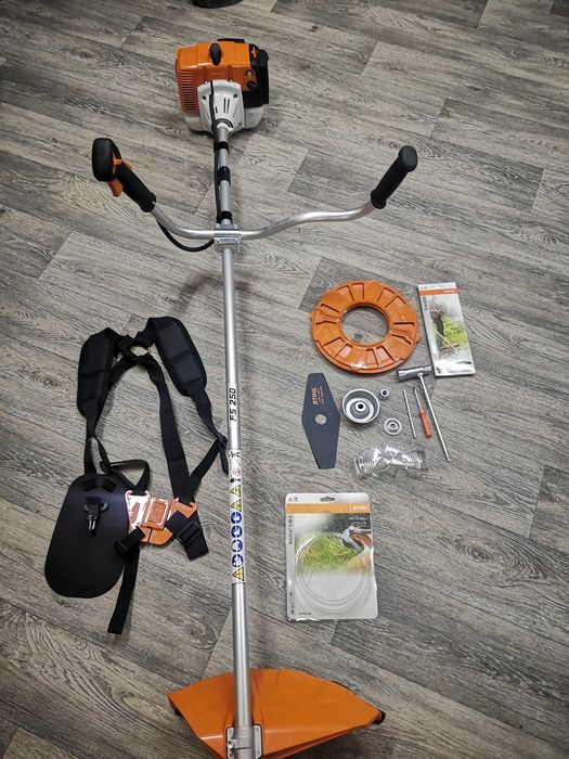 Kosa spalinowa podkaszarka STIHL FS250 2,2 KM