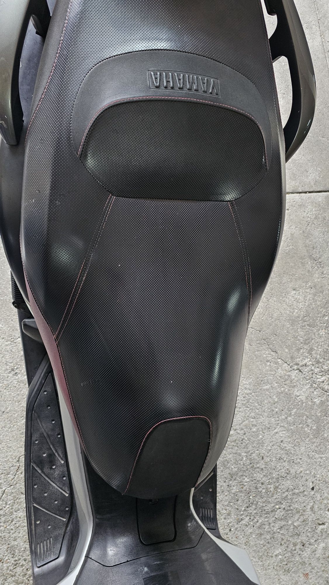 Yamaha X MAX 125