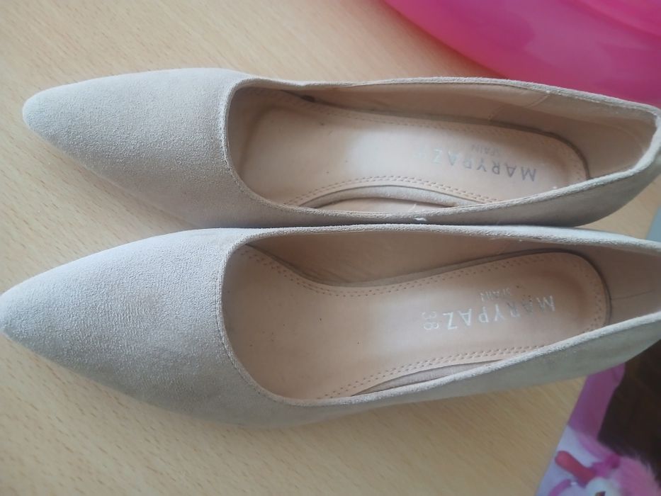 Sapatos nunca usados MaryPaz marca espanhola 38 beje