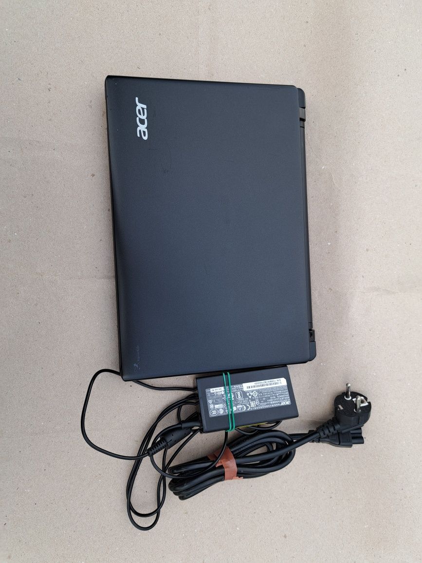 Acer B113 Ноутбук