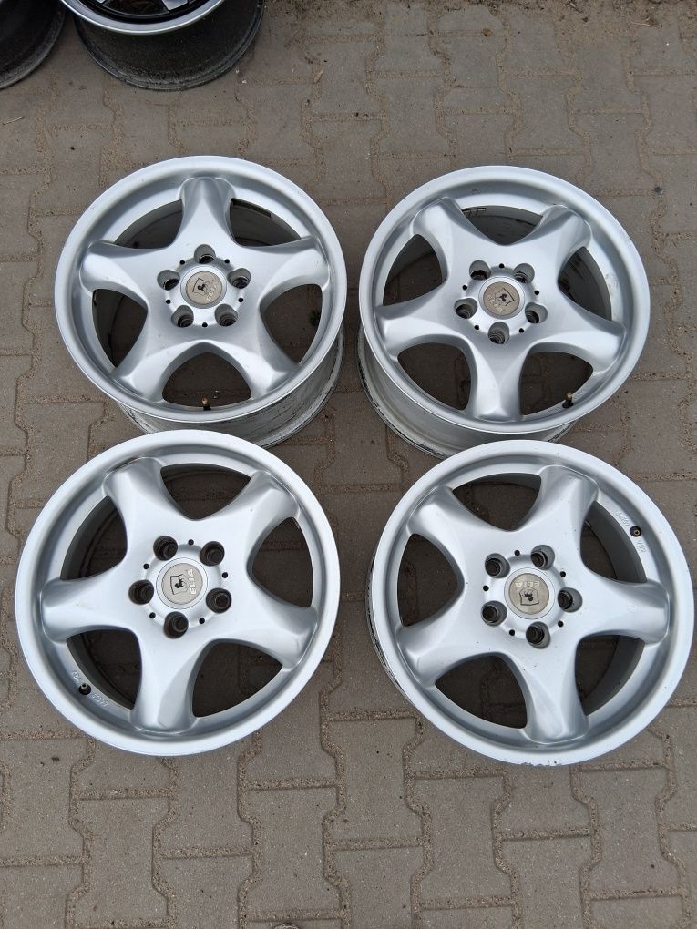 Felgi aluminiowe do Trafic vivaro 5x118 R 17