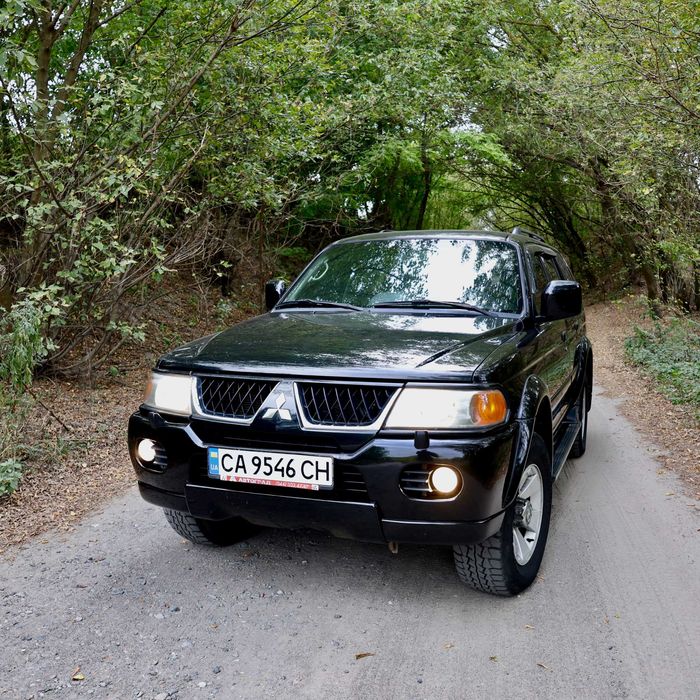Mitsubishi Pajero Sport 3.0 V6 AT