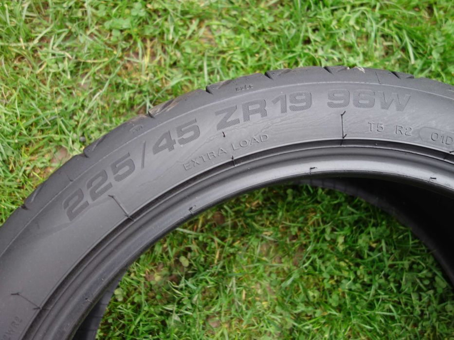 Opona KORMORAN 225/45/19 1 Sztuka 2023 rok Jak NOWA