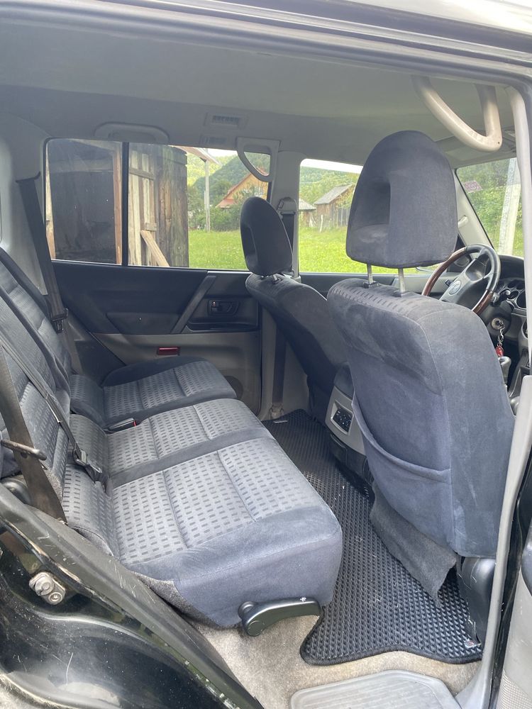 Продам Mitsubihi pajero