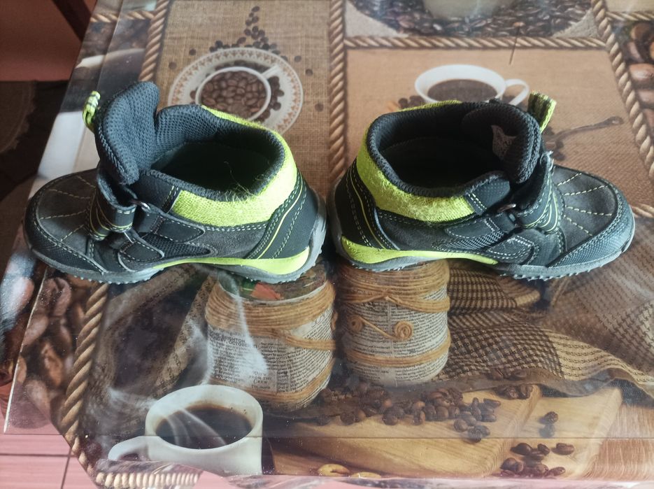 Детские кроссовки Superfit р-р 25 стелька 14.5