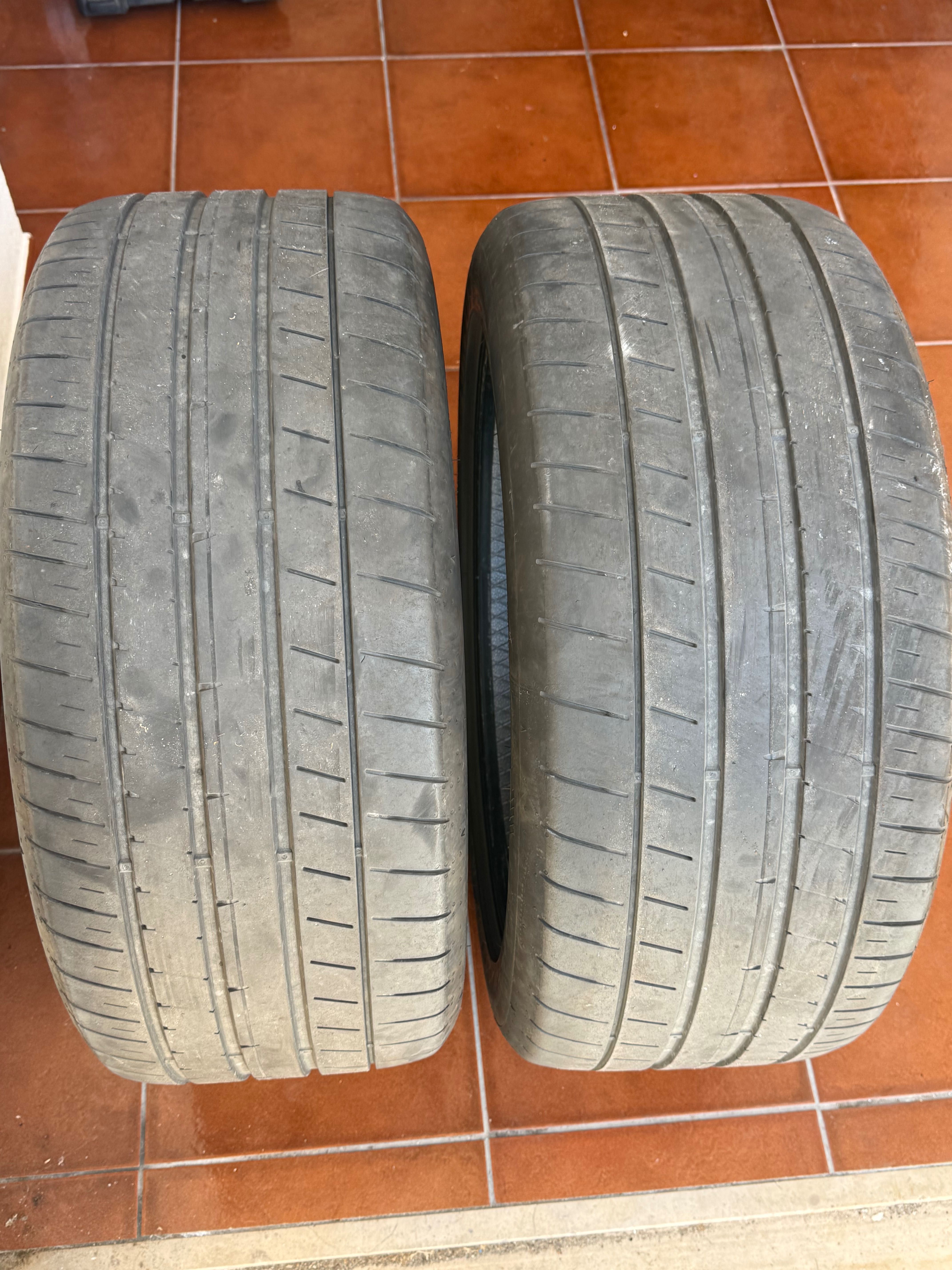 Pneus 285/40ZR20