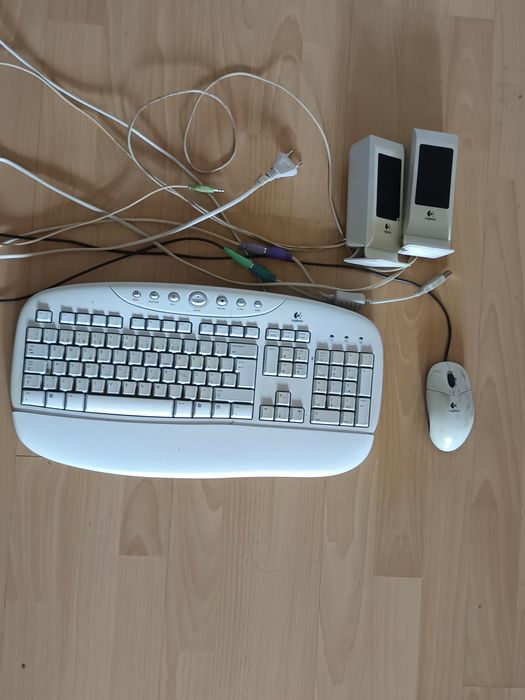 Teclado e Rato - Desocupar