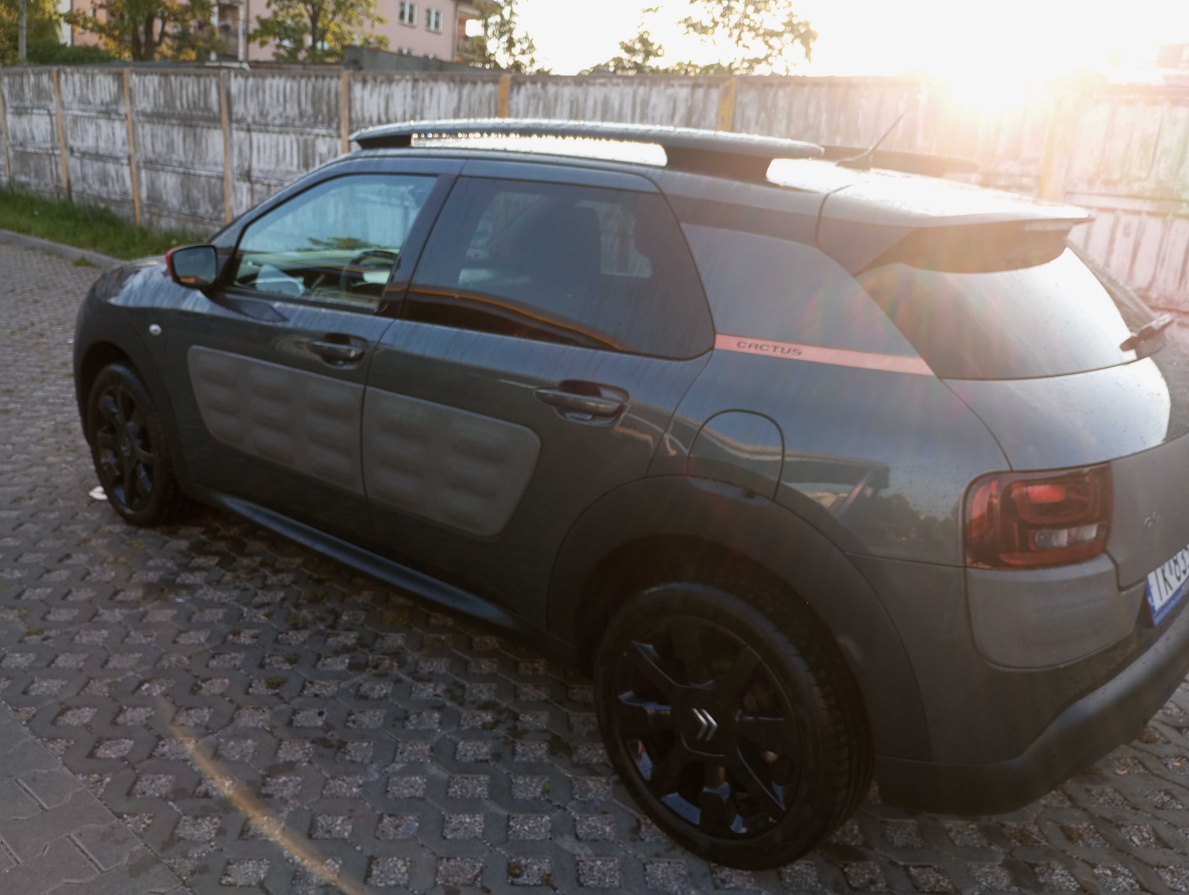 Citroen C4 - Cactus 1,2 benzyna