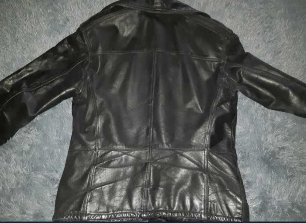 Мужская кожанная куртка 48 размер