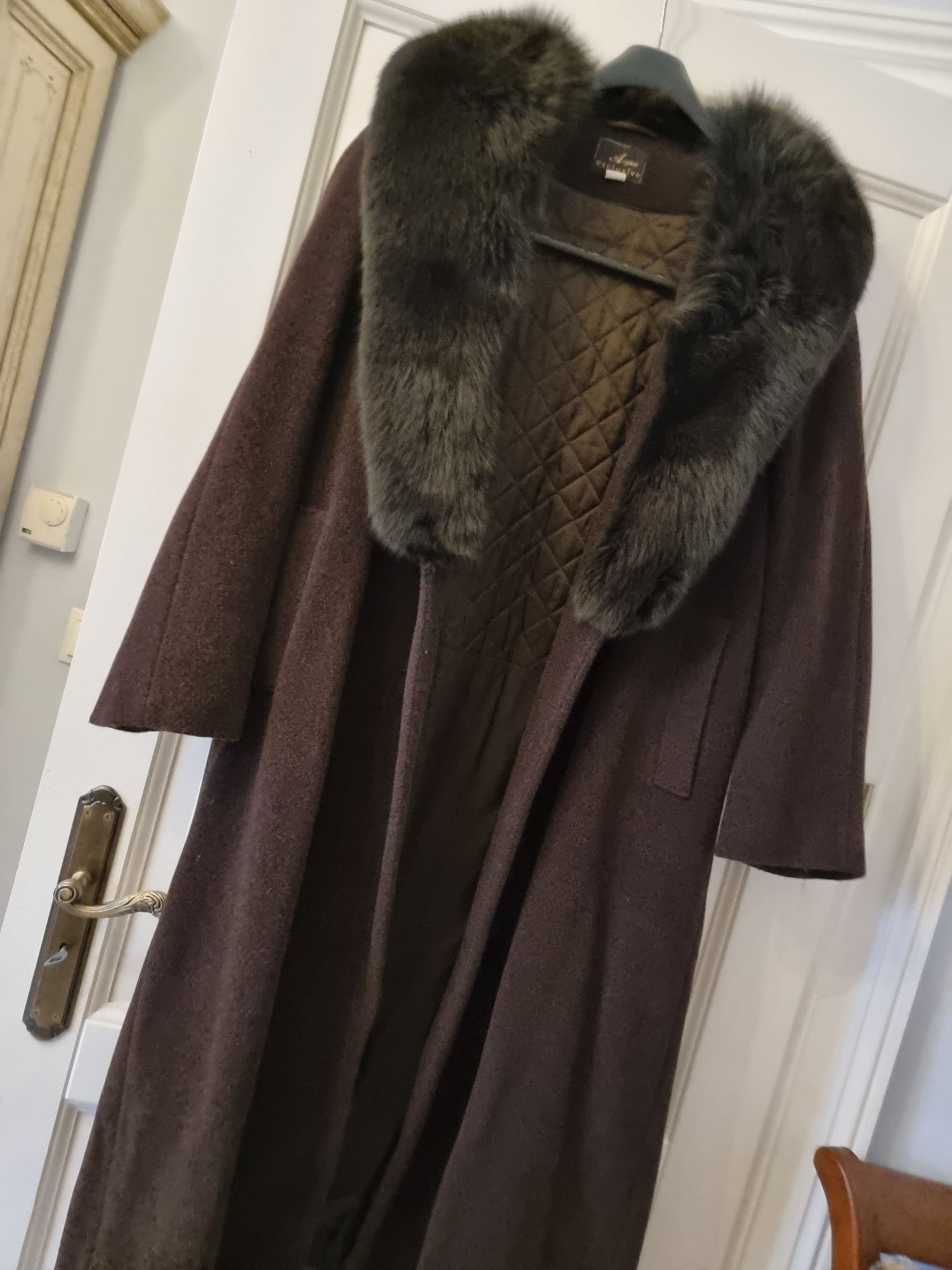 Aryton exclusive wełniany Płaszcz z kołnierzem z lisa