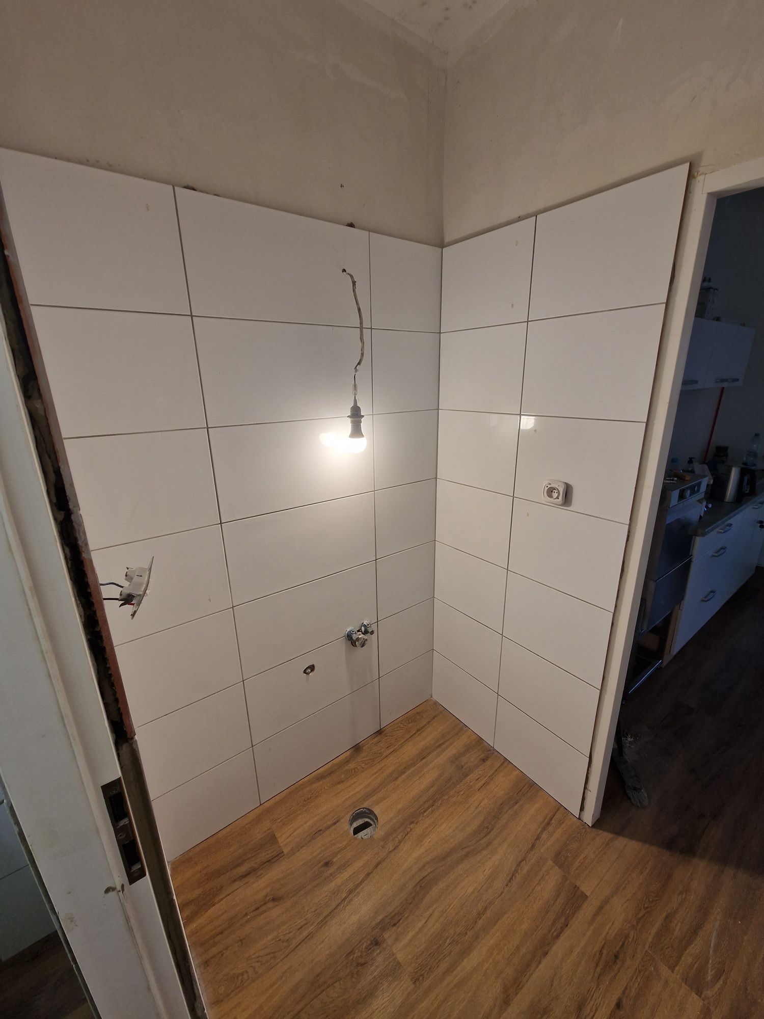 Remonty, montaż mebli oraz budowa altan, zapraszam