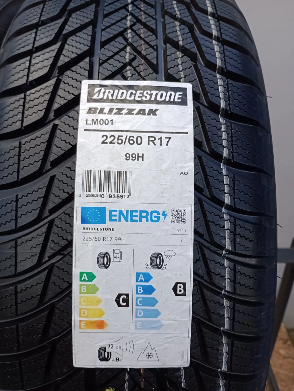 OPONY ZIMOWE 4x 225/60 R17 99H BRIDGESTONE BLIZZAK LM001