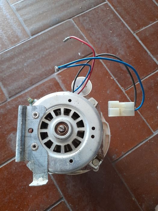 bomba de água para máquina de lavar loiça. Ref: 950B1l