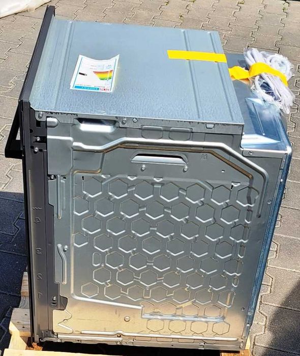 Piekarnik do zabudowy BOSCH HBG539EB0