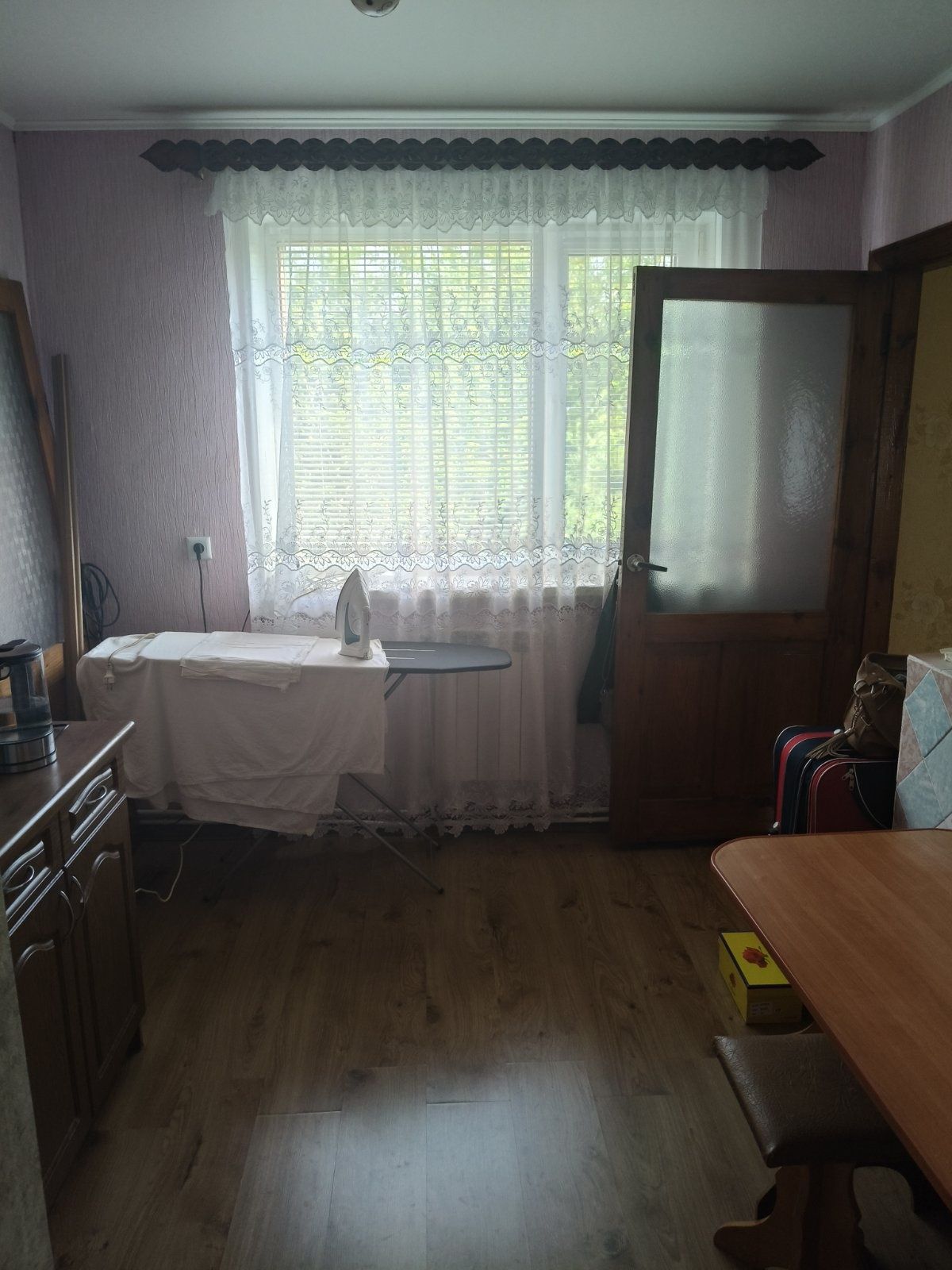 Продам пів будинку