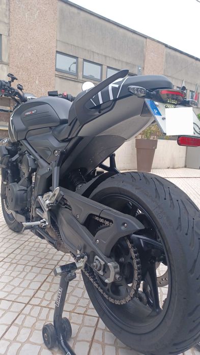 Triumph Trident 660