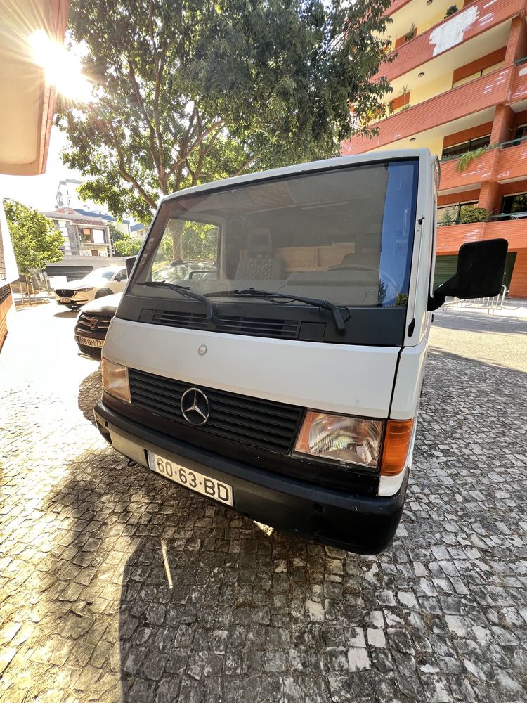 Campervan Mercedes 100D