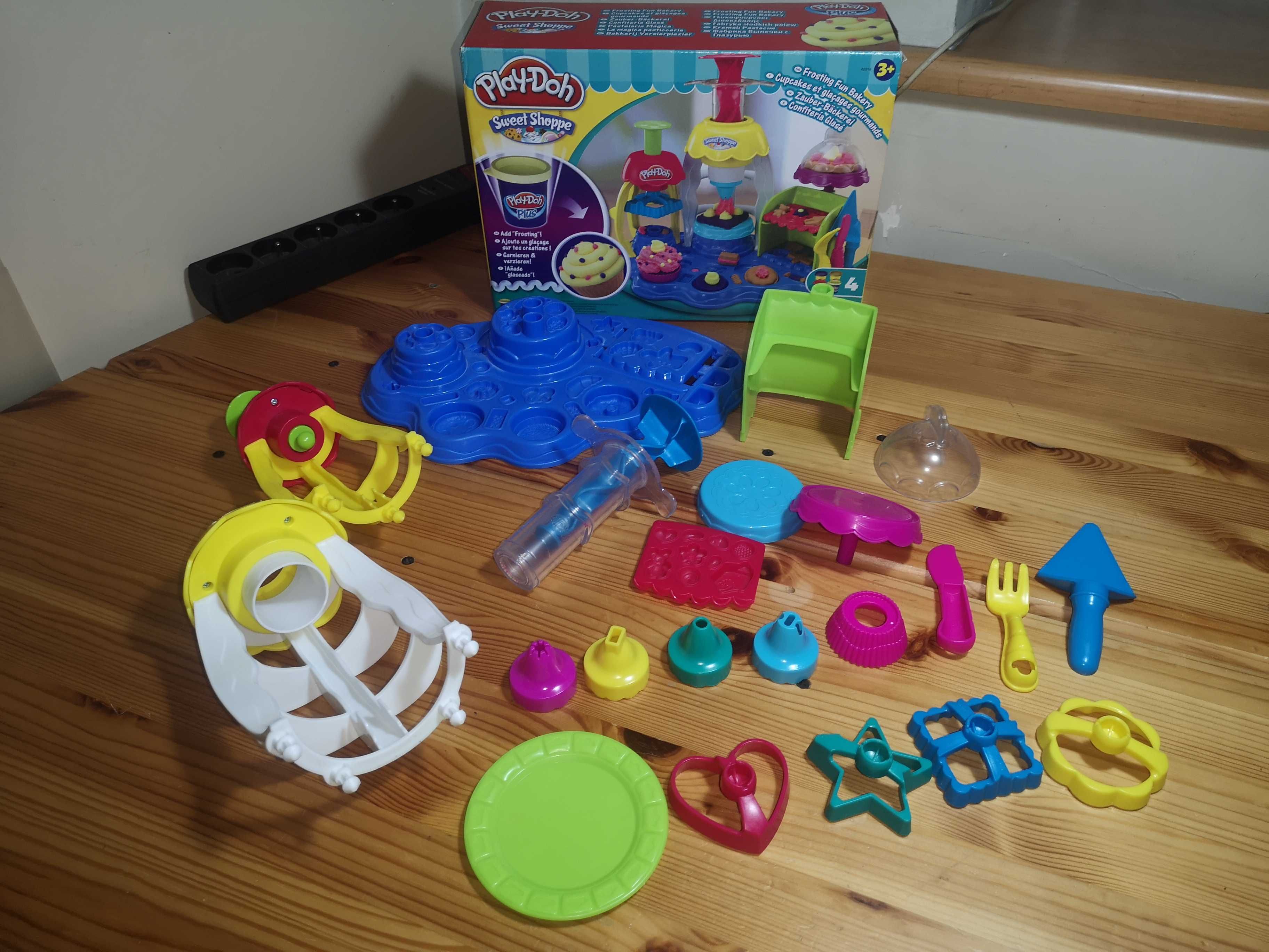 Play-Doh Sweet Shoppe ciastolina cukiernia kompletny karton