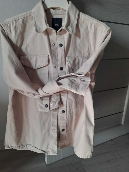 Бежева куртка з довгим рукавом стандартного крою River Island чоловіча