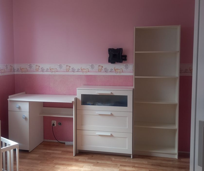 Komplet mebli białych