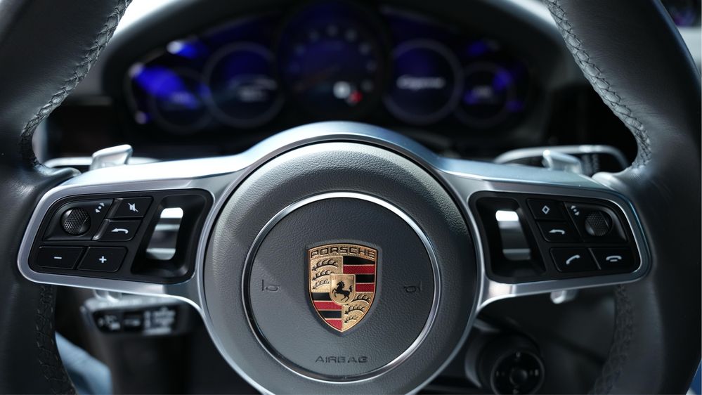 Porche Caenne 2020 рік 40000 пробігу дуже гарний стан.