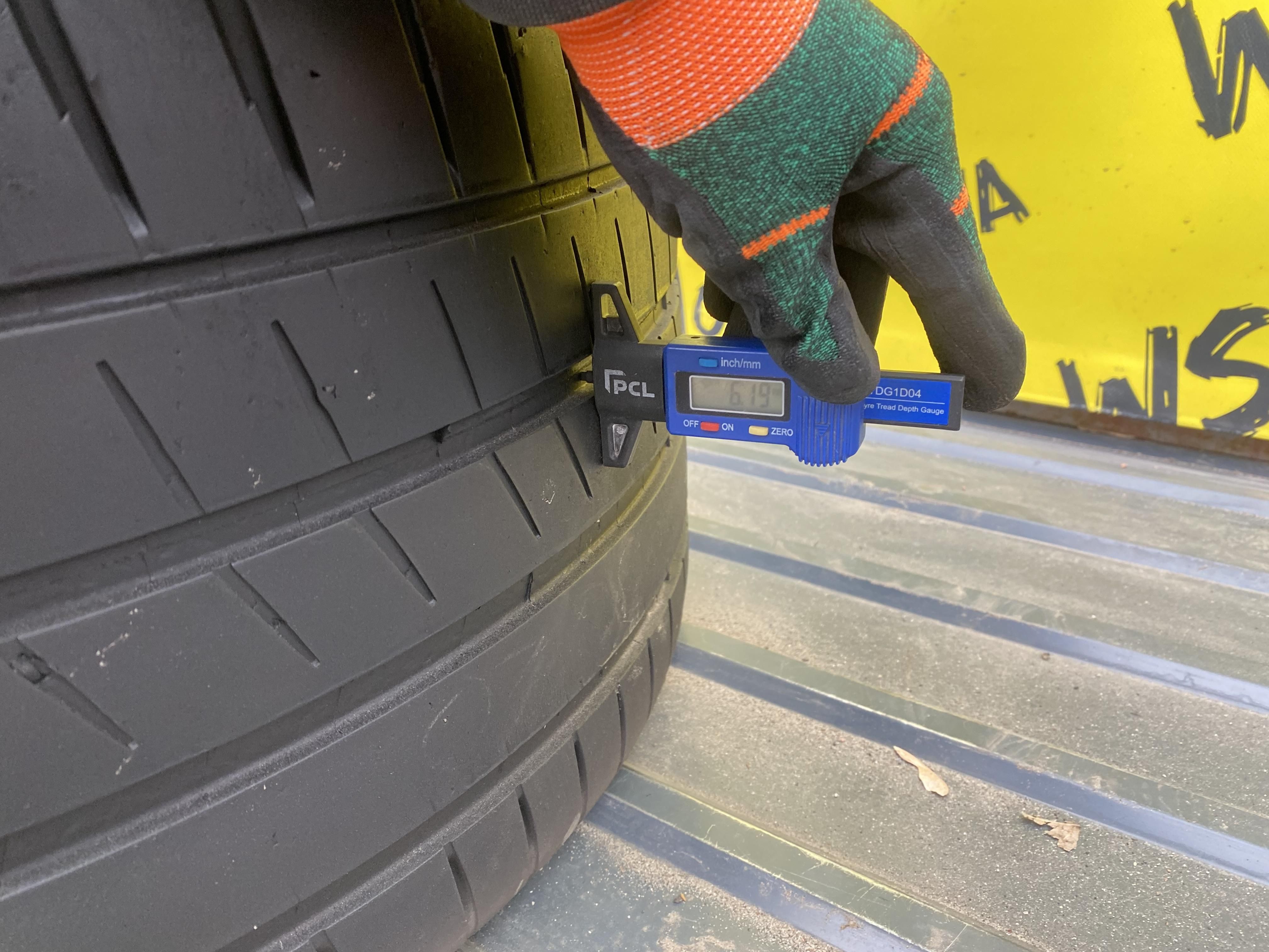 305 30 20 Michelin Pilot Sport 4 2019 Літо